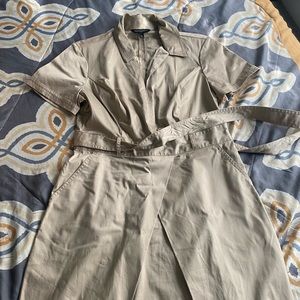 Brand new BANANA REPUBLIC kaki dress.
